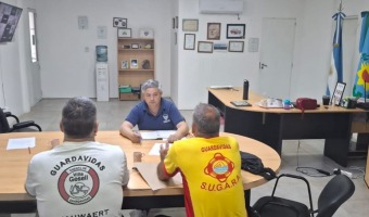 REUNI�N DEL SECRETARIO DE SEGURIDAD CON GUARDAVIDAS